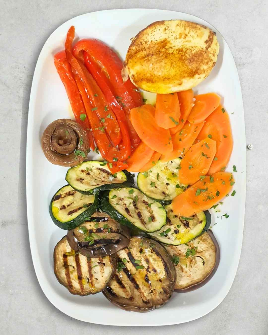 PARRILLADA DE VERDURAS CON SALSA ROMESCO